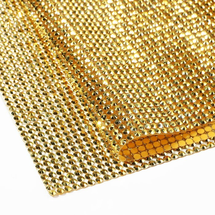 Стразы термоклеевые на листе, d = 3 мм, 40 × 24 см, цвет золотой