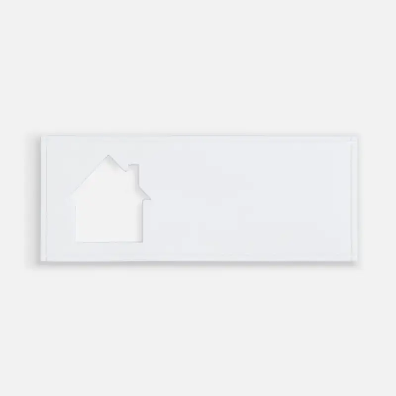 Лейбл из ПВХ с вырубкой «Дом», белый Лейбл из ПВХ с вырубкой «Дом», белый