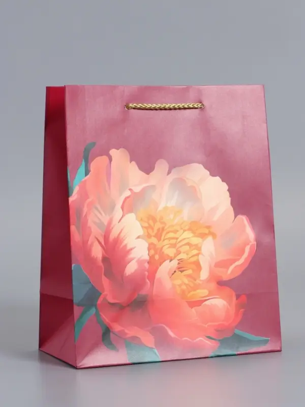 Пакет подарочный ламинированный "Пион" 18 х 22,3 х 10 см