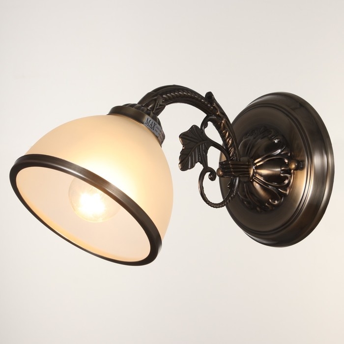 Бра ЭкономСвет 13060/1wAB WT, 1х40Вт, E27, 15х15х32 см, цвет бронза Бра ЭкономСвет 13060/1wAB WT, 1х40Вт, E27, 15х15х32 см, цвет бронза