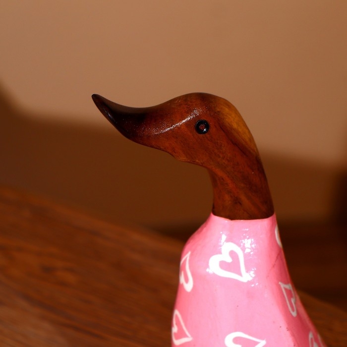 Сувенир Сувенир "Утка в розовом" дерево 20 см