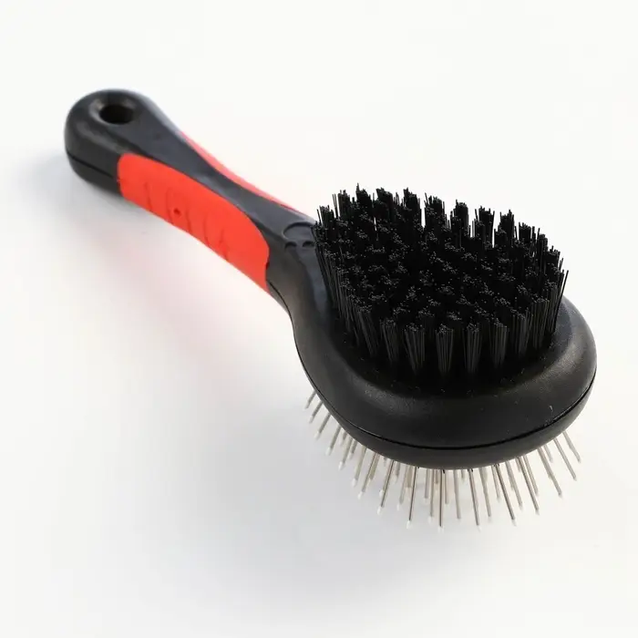 Щётка-расчёска двухсторонняя, 17.5&times;6.5 см, нескользящая ручка, чёрная, красная