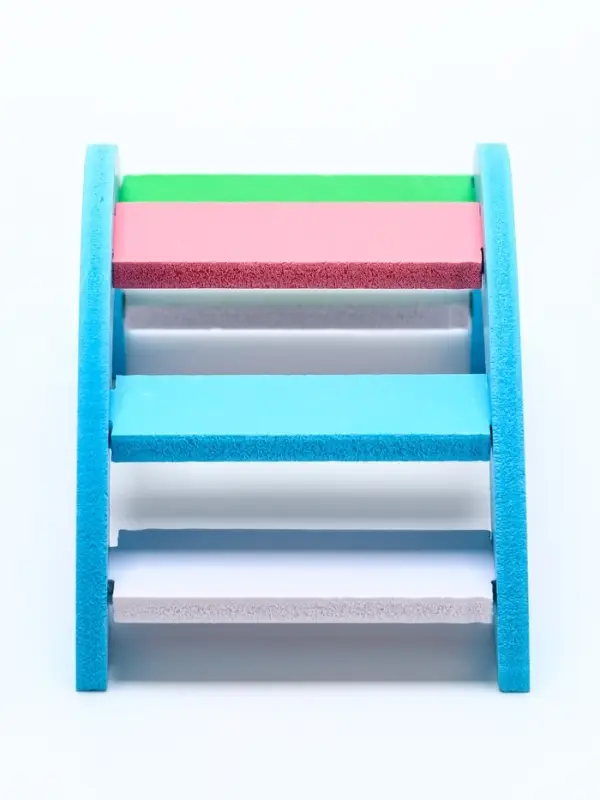 Лесенка для грызунов с цветными ступеньками, синий Лесенка для грызунов с цветными ступеньками, синий