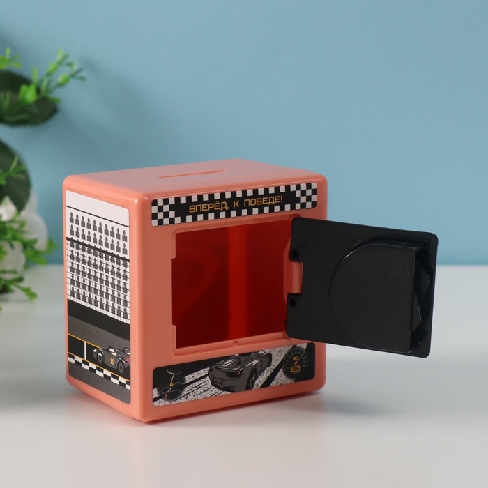 Копилка пластик Копилка пластик "Сейф. Гонки" 8,5х6х8,5см