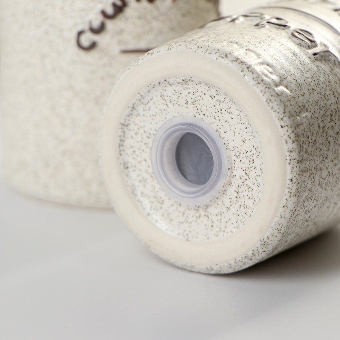 Набор керамический для специй и масел «Домик в деревне», 4 предмета: солонка 115 мл, перечница 115 мл, бутыль для масла 350 мл, бутыль для уксуса 350 мл Набор керамический для специй и масел «Домик в деревне», 4 предмета: солонка 115 мл, перечница 115 мл, бутыль для масла 350 мл, бутыль для уксуса 350 мл