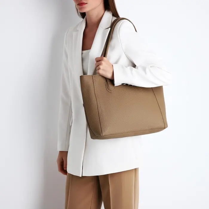 Шоппер женский, на молнии, 33&times;12&times;28 см, однотонный, бежевый