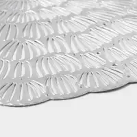 Салфетки сервировочные на стол Доляна &laquo;Бутоны&raquo;, d=38 см, 4 шт., серебряные