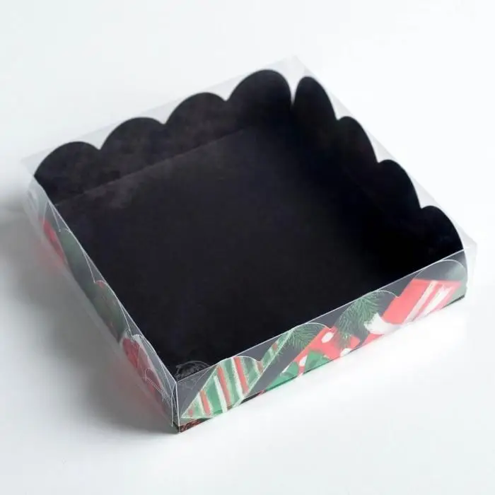 Коробка для кондитерских изделий с пластиковой крышкой &laquo;С Новым годом&raquo;, 13 х 13 х 3 см