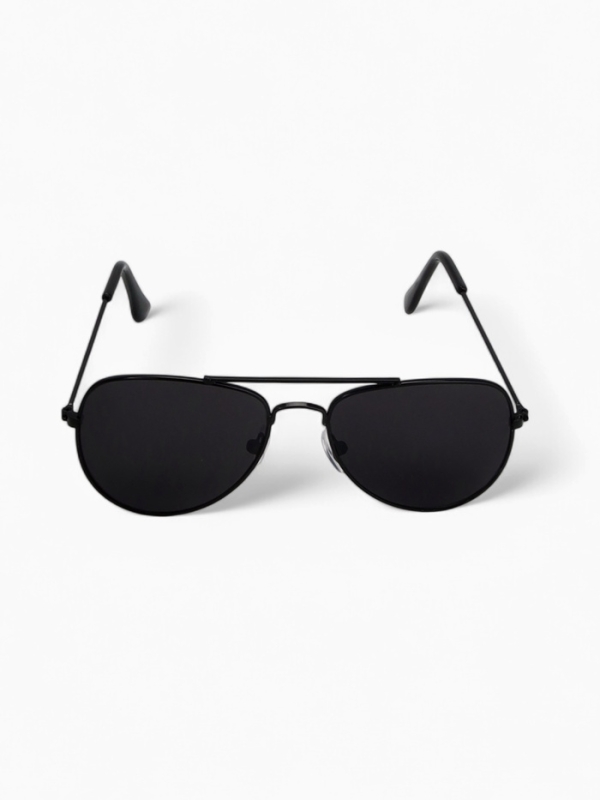 Очки солнцезащитные детские, uv 400, ширина 13.2 см, дужка 13.3 см, линза 5.5 х 4.5 см Очки солнцезащитные детские, uv 400, ширина 13.2 см, дужка 13.3 см, линза 5.5 х 4.5 см