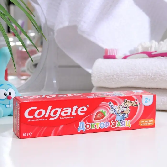 Зубная паста Colgate &laquo;Доктор Заяц&raquo;, со вкусом клубники, 50 мл