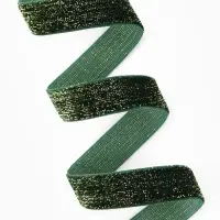 Лента бархатная, с золотым люрексом, 15 мм, 18&plusmn;1 м, зелёная №165