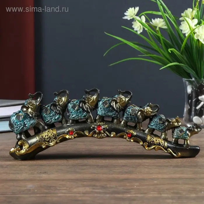 Сувенир полистоун Сувенир полистоун "Семь слонов в синей попоне с кистями и зеркалами на бивне" 10х5,5х28 см