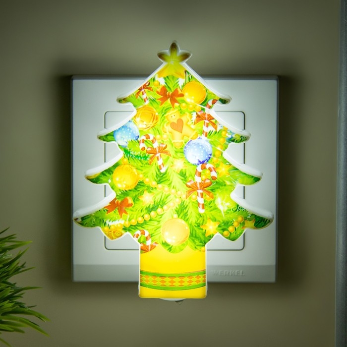 Ночник "Елочка" LED 2,5х8х10см