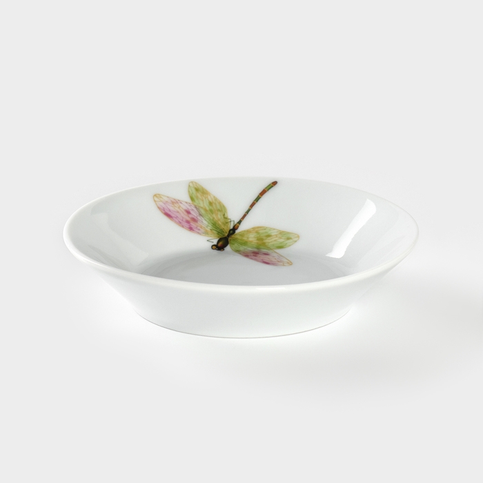 Блюдце фарфоровое «Стрекоза», d=14 см, цвет белый Блюдце фарфоровое «Стрекоза», d=14 см, цвет белый