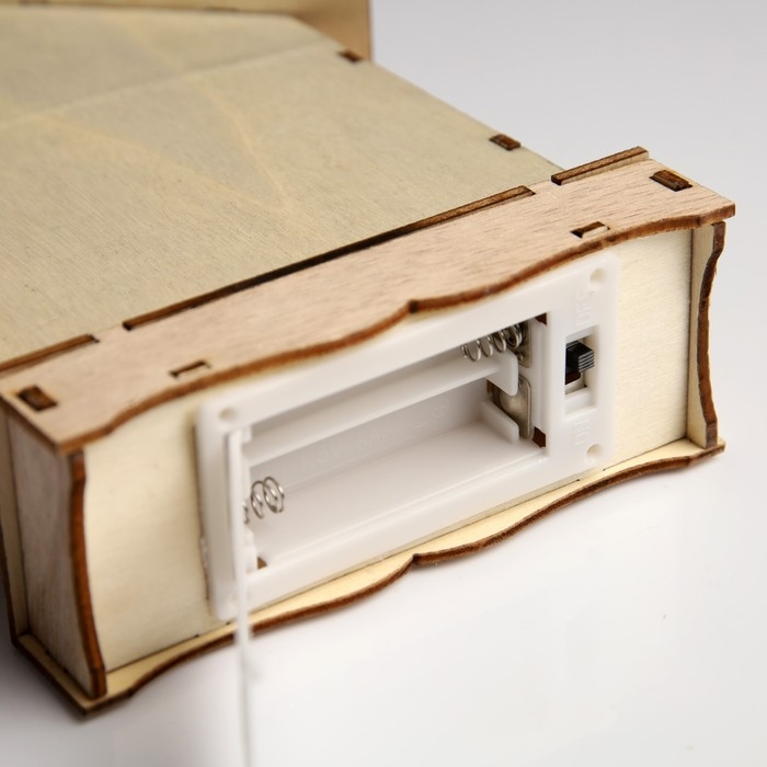 Светодиодная фигура «Домик с Дедом Морозом» 16 × 11 × 4.5 см, дерево, батарейки АААх2 (не в комплекте), свечение тёплое белое