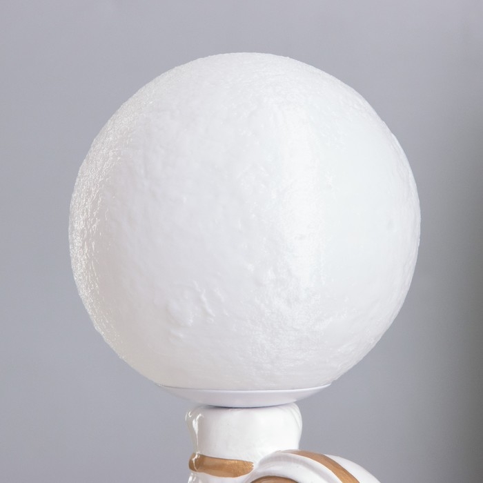 Лампа настольная "Космонавт с луной" 1х40Вт Е14 белый/золото 12,5х12,5х33см