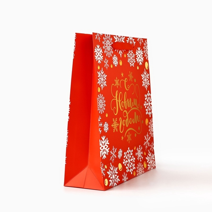 Пакет подарочный новогодний ламинированный «Золотые снежинки», тиснение, M 30 х 26 х 9 см, Новый год Пакет подарочный новогодний ламинированный «Золотые снежинки», тиснение, M 30 х 26 х 9 см, Новый год