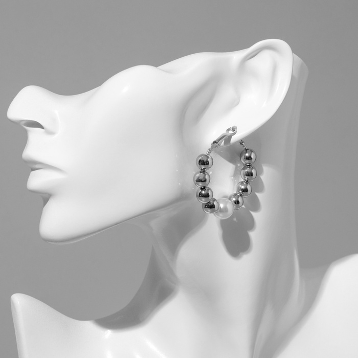 Серьги-кольца «Окружение» грозди, цвет серебро, d=5,7 Серьги-кольца «Окружение» грозди, цвет серебро, d=5,7