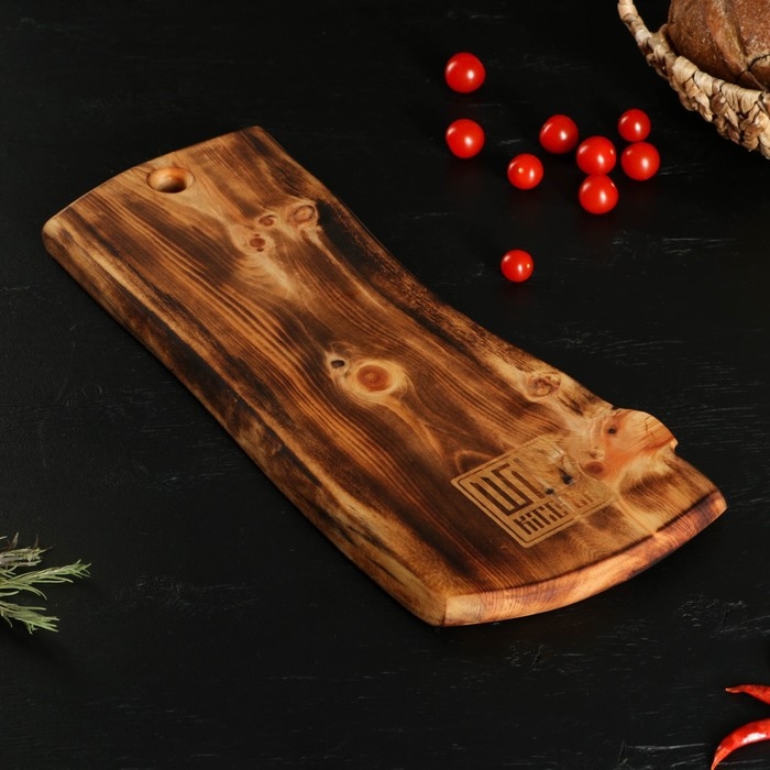 Доска разделочная в обжиге с кровостоком Wild Kitchen, 50×20-25×2,5 см, цельный массив кедра Доска разделочная в обжиге с кровостоком Wild Kitchen, 50×20-25×2,5 см, цельный массив кедра