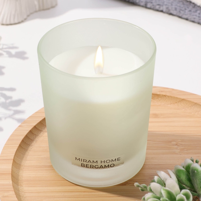 Свеча ароматическая в стекле  Свеча ароматическая в стекле "BERGAMO", табак, бергамот и ваниль, 200 г
