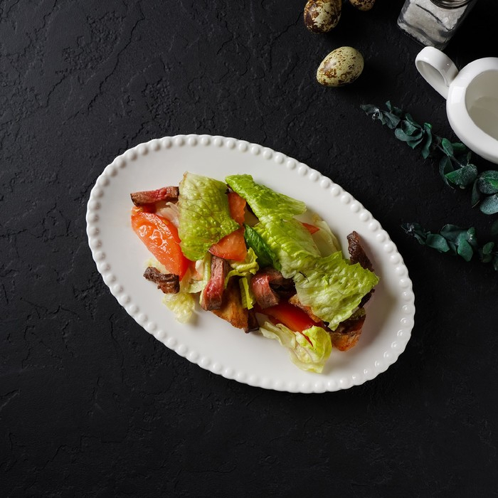 Блюдо фарфоровое овальное Magistro «Лакомка», 25×16×1,5 см, цвет белый