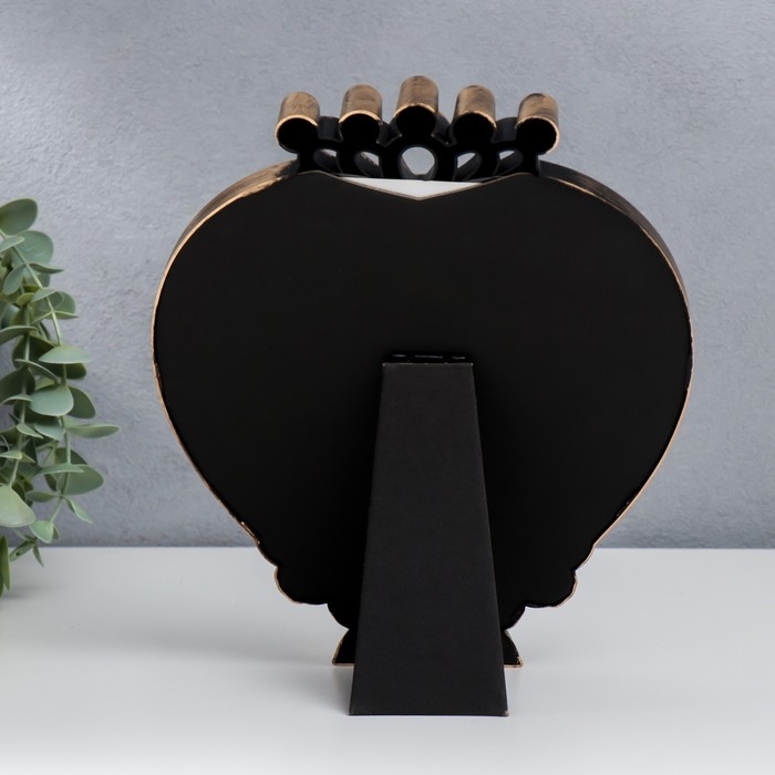 Фоторамка пластик 18х18 см Фоторамка пластик 18х18 см "Сердце с розами и короной" тёмное золото 25х20 см