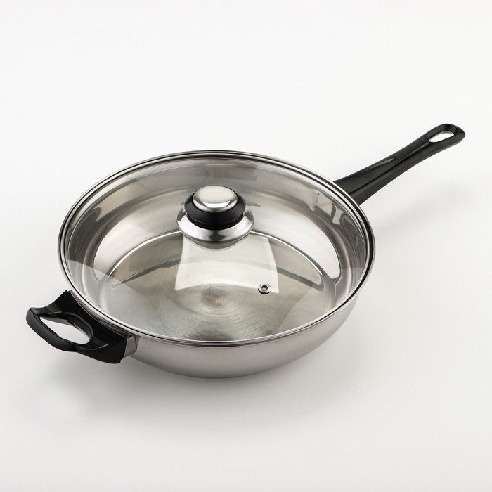 Набор посуды из нержавеющей стали «Чёрная ночь», 8 предметов: ковш 1,5 л, 2 кастрюли 2/3 л, сковорода d=24 см, крышки, стенки 0,3 мм, дно 5 мм Набор посуды из нержавеющей стали «Чёрная ночь», 8 предметов: ковш 1,5 л, 2 кастрюли 2/3 л, сковорода d=24 см, крышки, стенки 0,3 мм, дно 5 мм