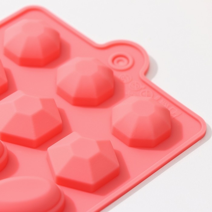 Форма для конфет и шоколада Доляна «Кристаллы», силикон, 22×11 см, 18 ячеек (3,2×2,5 см), цвет МИКС Форма для конфет и шоколада Доляна «Кристаллы», силикон, 22×11 см, 18 ячеек (3,2×2,5 см), цвет МИКС