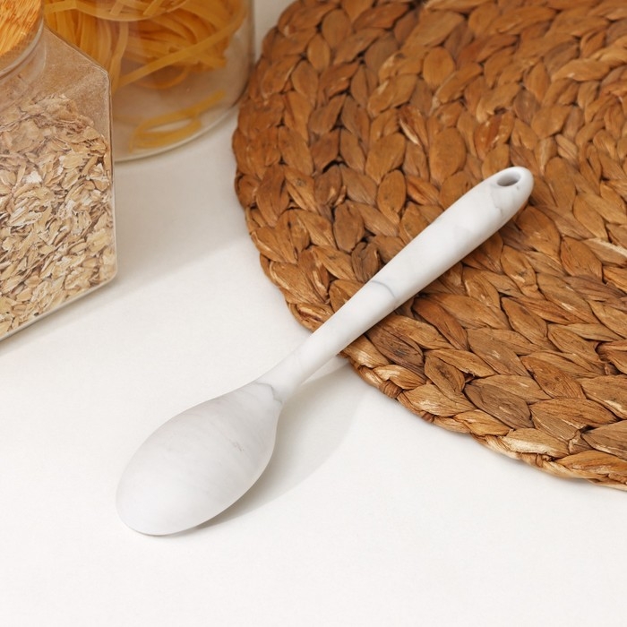 Ложка гарнирная Доляна «Мрамор», силикон, 20,5×4,3 см, цвет белый Ложка гарнирная Доляна «Мрамор», силикон, 20,5×4,3 см, цвет белый