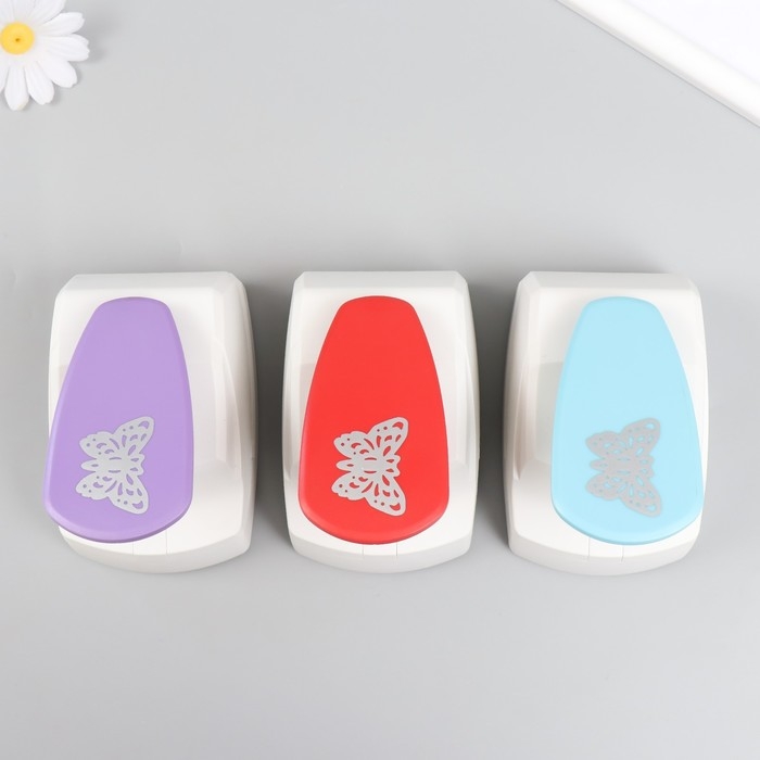 Дырокол фигурный рисунок 4,5х3,5 см Дырокол фигурный рисунок 4,5х3,5 см "Ажурная бабочка" МИКС 10х11,5х7,5 см