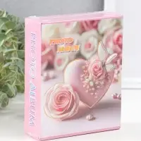 Фотоальбом на 40 фото 10х15 см "Сердце и розовая роза с бабочкой" в коробке 4,5х14х17 см