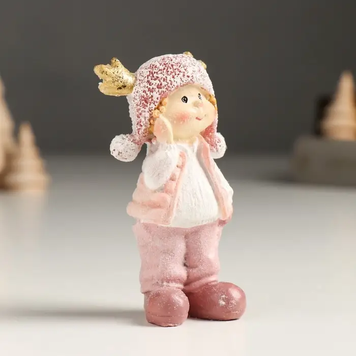Фигурка полистоун &laquo;Малыш. Малышка в розовом, с рожками на шапке, стоит&raquo;, 3&times;4.5&times;9 см, МИКС