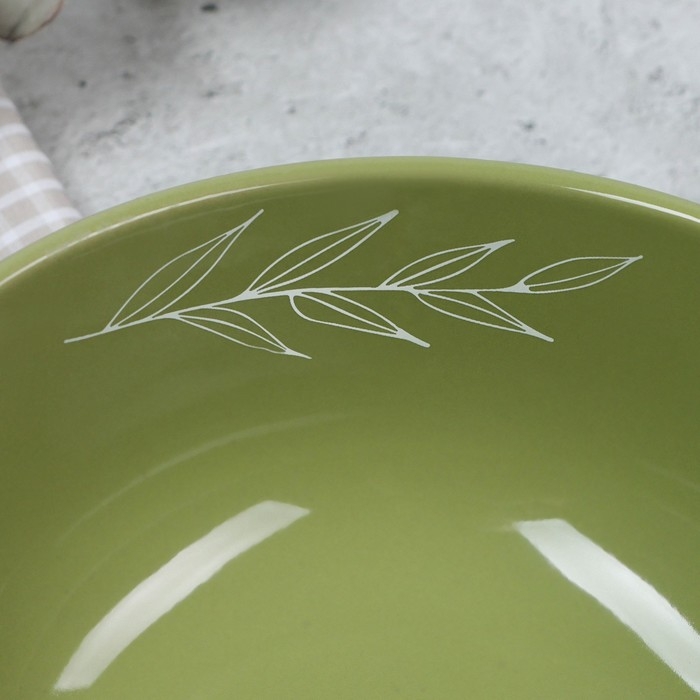 Глубокая тарелка керамическая «Олива», 15.5 х 6.5 см, 800 мл, цвет зелёный