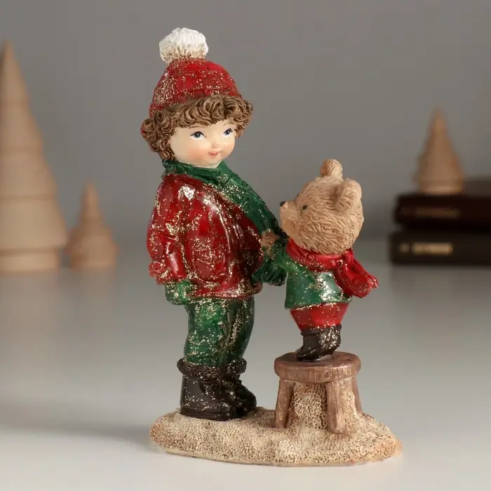 Фигурка полистоун &laquo;Малыш с мишкой&raquo;, 8.5&times;5&times;13 см