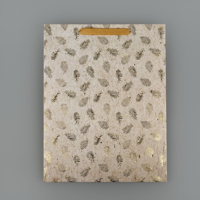 Пакет подарочный новогодний ламинированный «Шишки», тиснение, L 31 х 40 х 11.5 см, Новый год Пакет подарочный новогодний ламинированный «Шишки», тиснение, L 31 х 40 х 11.5 см, Новый год