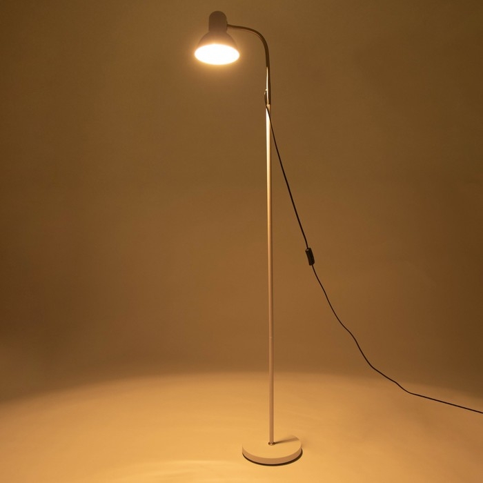 Торшер  Торшер "Деко" Е27 40Вт белый 21,5х21,5х165 см