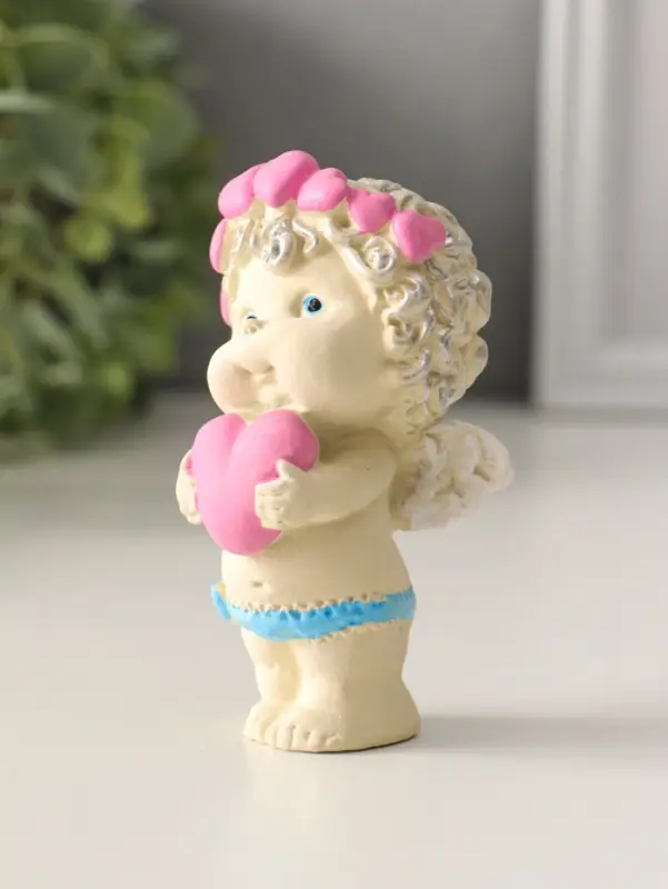 Фигурка &laquo;Ангелочек с сердечком&raquo;, 9.5&times;5хх4.5 см