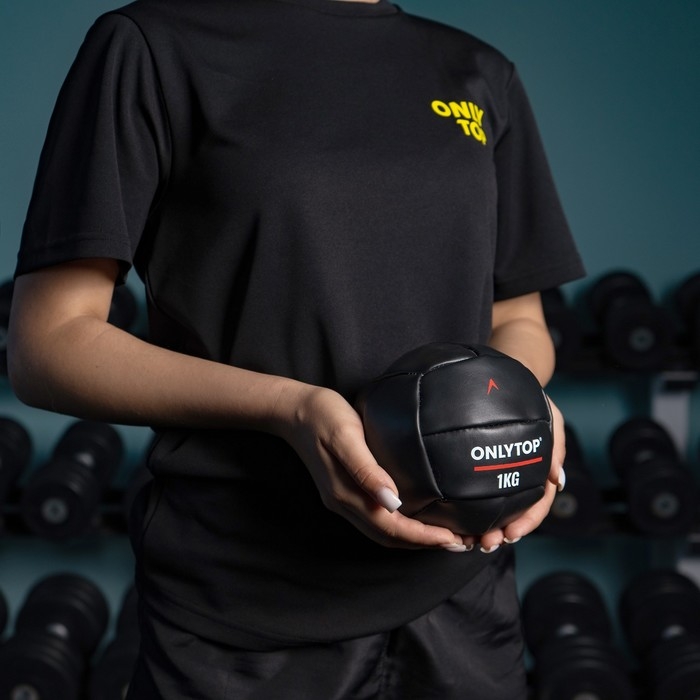 Медицинбол ONLYTOP, 1 кг, d=14 см Медицинбол ONLYTOP, 1 кг, d=14 см
