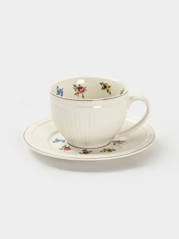 Чайная пара "Цветы" блюдце 15,5х2 см, чашка 12х9х7 см