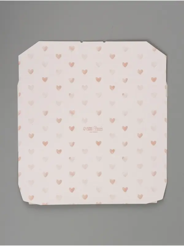Коробка подарочная складная &laquo;Сердце&raquo;, 20&times;20&times;4 см, с окном