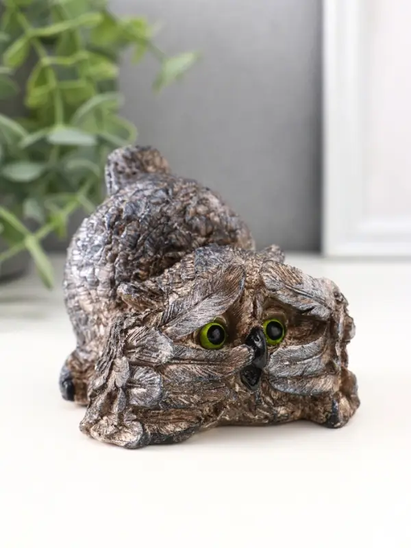 Фигурка гипс &laquo;Сова подглядывает&raquo;, бежевая, 8&times;8.5&times;7 см