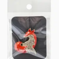 Брошь &laquo;Лиса&raquo; хитрая, стразы, цвет оранжево-белый в золоте