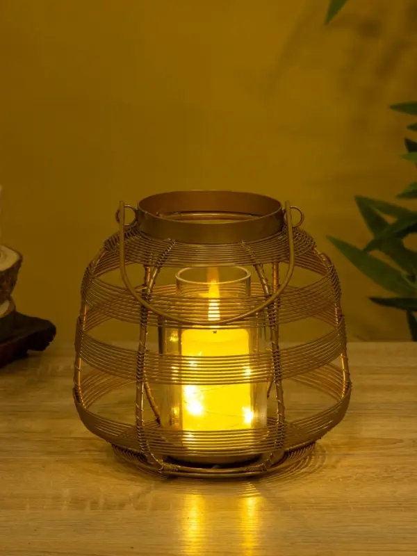 Подсвечник фонарь со стеклянной колбой 19х19х18 см, d 7,5 см, металл, цв. золото