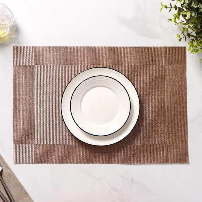 Салфетки сервировочные на стол Доляна &laquo;Шахматы&raquo;, 45&times;30 см, 4 шт., светло-коричневые