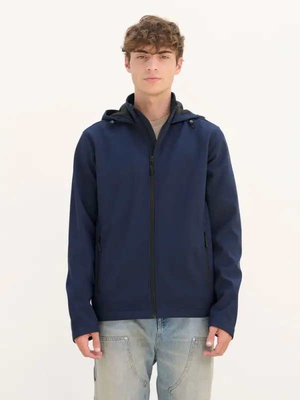 Куртка софтшелл с капюшоном мужская Race Men, темно-серая, размер S Куртка софтшелл с капюшоном мужская Race Men, темно-серая, размер S