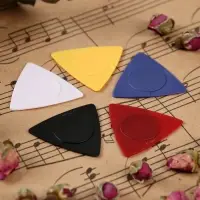 Медиатор Music Life, 3 сторонний, 0.5/0.75/1 мм