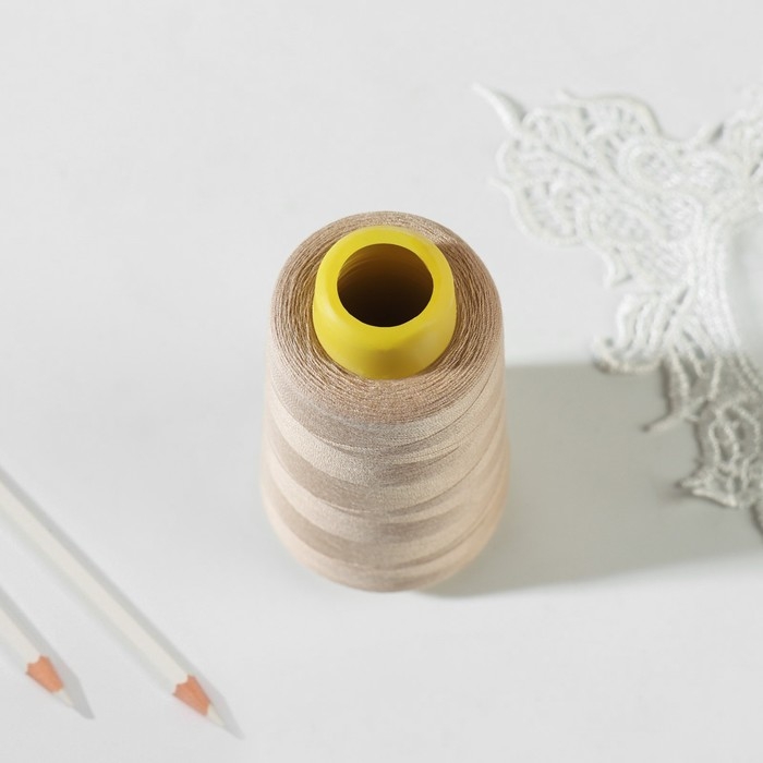 Нитки 40/2, 2700 м, цвет бежевый Нитки 40/2, 2700 м, цвет бежевый