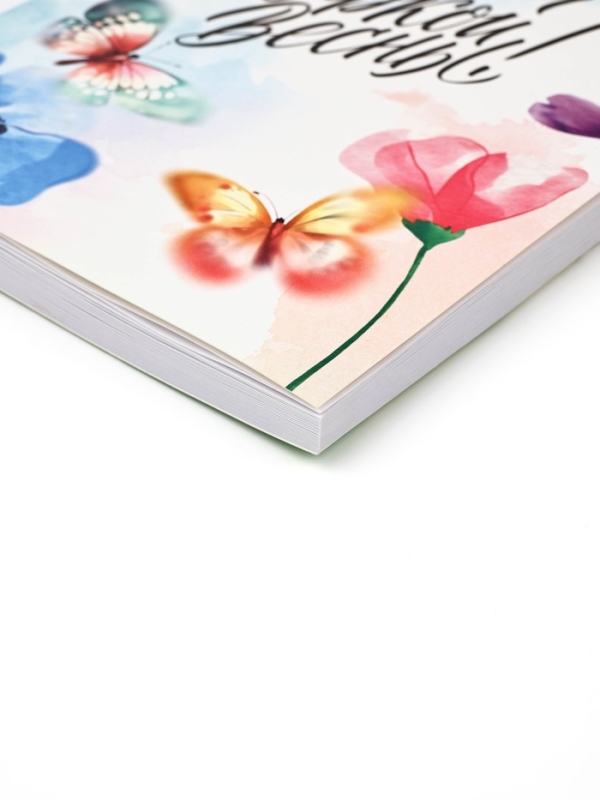 Набор: ежедневник А5, магнитные закладки и ручка Набор: ежедневник А5, магнитные закладки и ручка "Яркой весны"