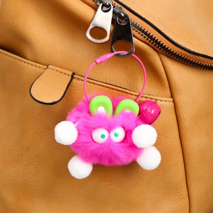 Пушистик на троссе с бубенчиком  Пушистик на троссе с бубенчиком "Чудик с зелёными ушками" ярко-розовый 8 см