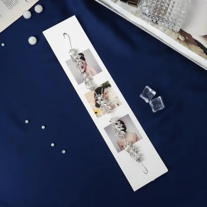 Аксессуар для волос &laquo;Джуди&raquo;, лепестки, 26 см, серебро